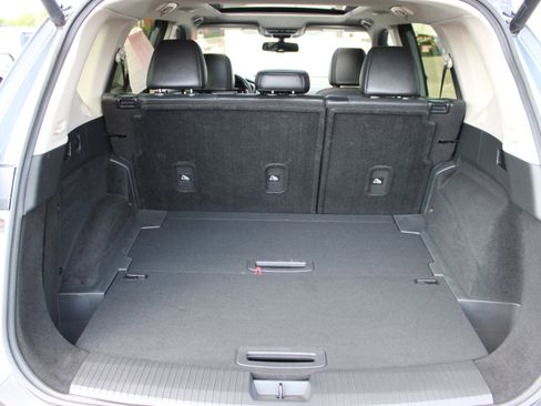 Certified 2023 Nissan Rogue Platinum w/ Platinum Premium Package AWD/4WD image 8