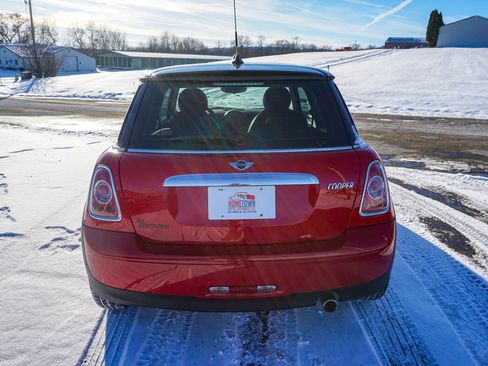 Used 2011 MINI Cooper Hardtop image 4