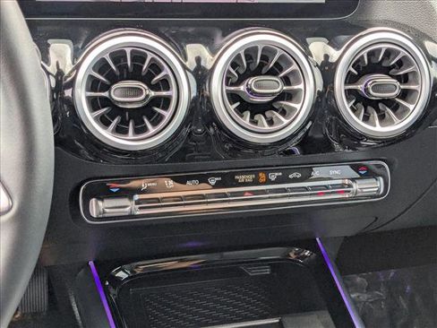 Certified 2025 Mercedes-Benz GLA 250 4MATIC image 14