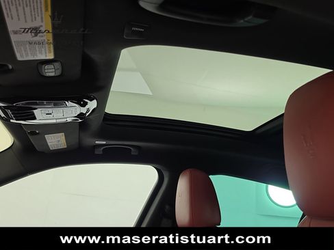New 2025 Maserati Grecale Modena AWD/4WD image 30