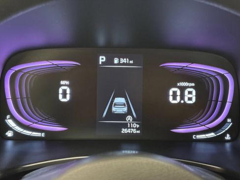 Used 2025 Kia Soul LX w/ LX Technology Package FWD image 38