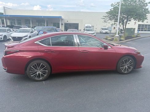 Used 2023 Lexus ES 250 w/ Premium Package AWD/4WD image 8