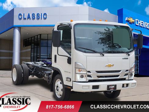 New 2025 Chevrolet Low Cab Forward 5500XG image 1