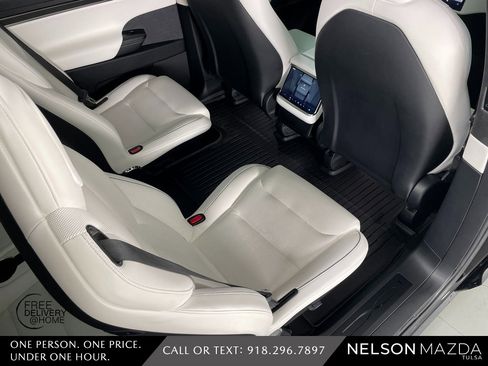 Used 2023 Tesla Model X Plaid image 35