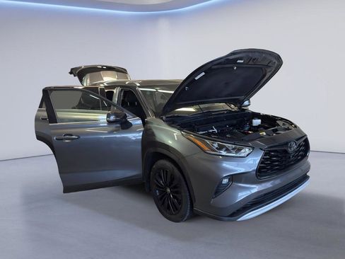 Used 2020 Toyota Highlander Platinum image 7