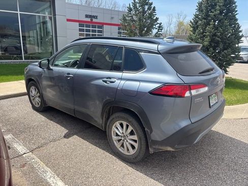 Used 2023 Toyota Corolla Cross LE AWD/4WD image 5