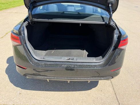 Used 2020 Nissan Sentra SV FWD image 5