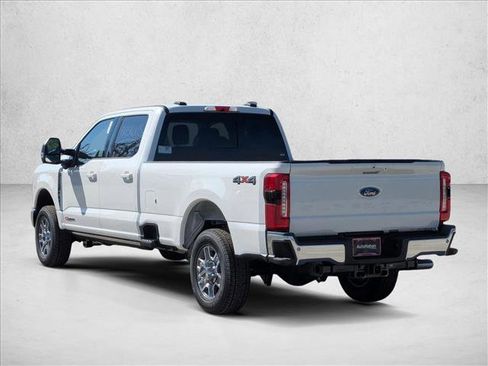 New 2026 Ford F250 Lariat w/ Lariat Ultimate Package AWD/4WD image 9