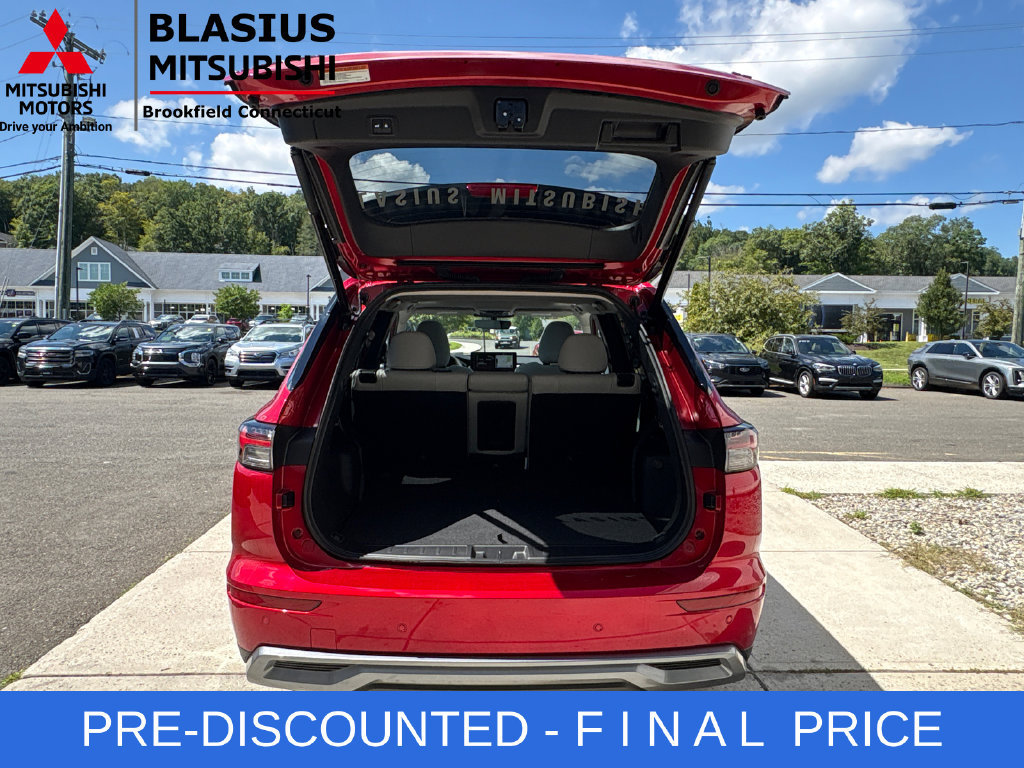 Used 2025 Mitsubishi Outlander SE AWD/4WD image 50