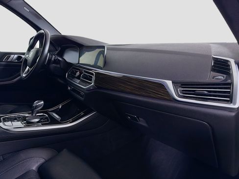 Used 2019 BMW X5 xDrive40i w/ Convenience Package AWD/4WD image 31