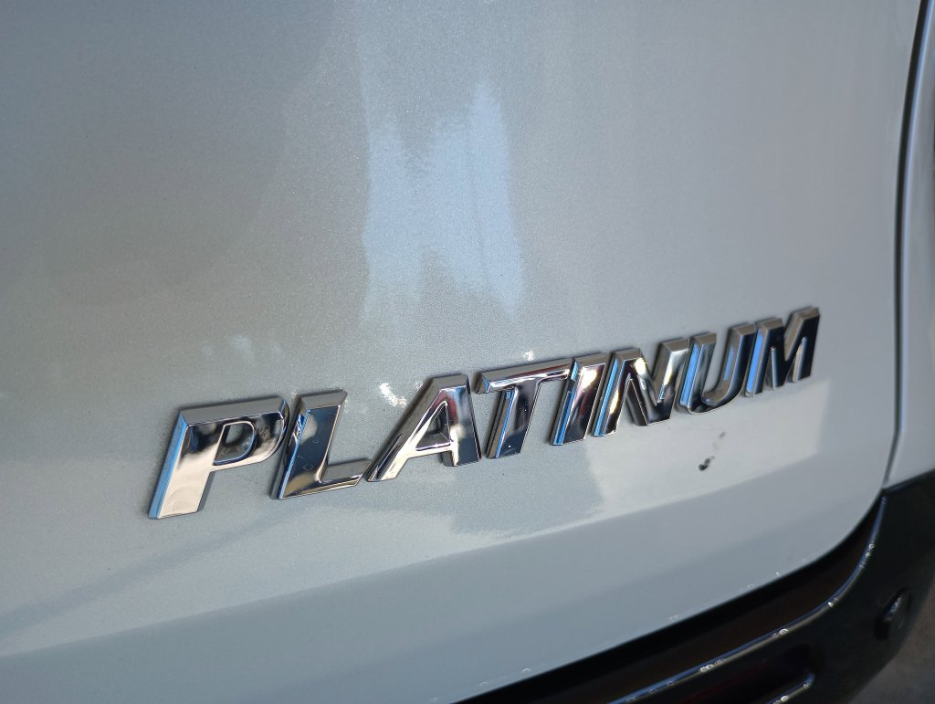 Used 2026 Toyota Sienna Platinum AWD/4WD image 49