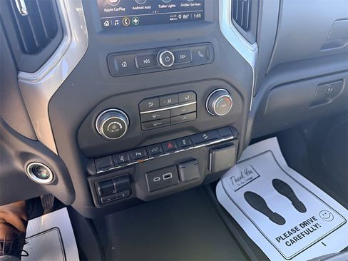 Used 2025 Chevrolet Silverado 2500 Custom w/ Custom Value Package image 21