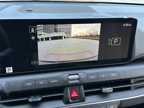 New 2025 Kia K4 LXS image 19