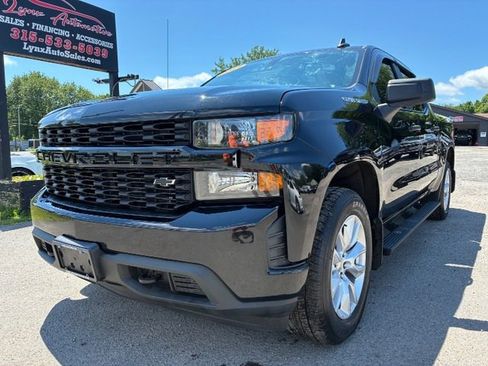 Used 2021 Chevrolet Silverado 1500 Custom AWD/4WD image 1