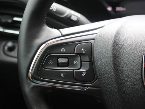 Used 2025 Buick Envista Preferred w/ Convenience I Package FWD image 21