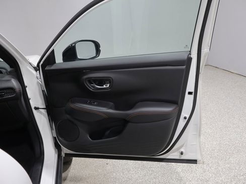 Used 2023 Honda HR-V Sport image 23