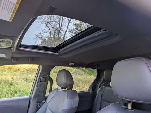 Certified 2021 Toyota Sienna XSE w/ XSE Plus Package image 15