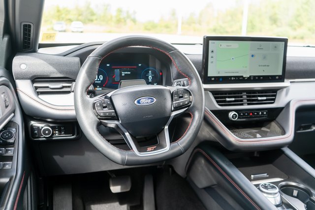 Certified 2025 Ford Explorer ST AWD/4WD image 16