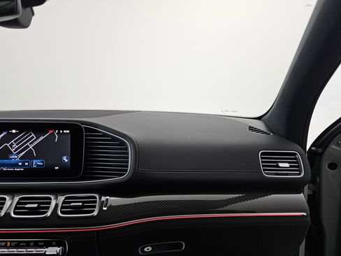 New 2026 Mercedes-Benz GLE 63 AMG S image 15