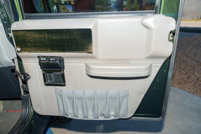 Used 2000 HUMMER H1 4-Door Wagon AWD/4WD image 24