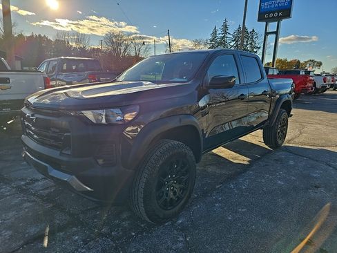 Used 2023 Chevrolet Colorado Trail Boss w/ Advanced Trailering Package image 2