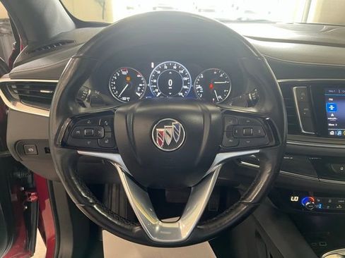 Used 2024 Buick Enclave Premium image 13