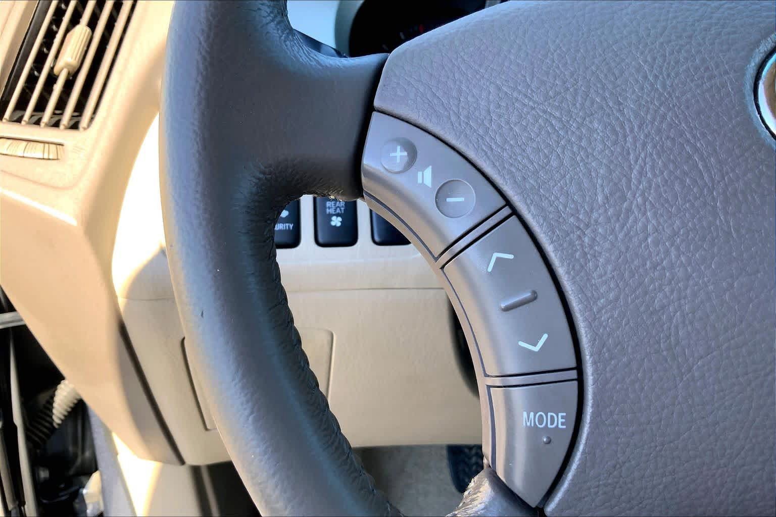 Used 2007 Toyota Highlander Limited AWD/4WD image 21