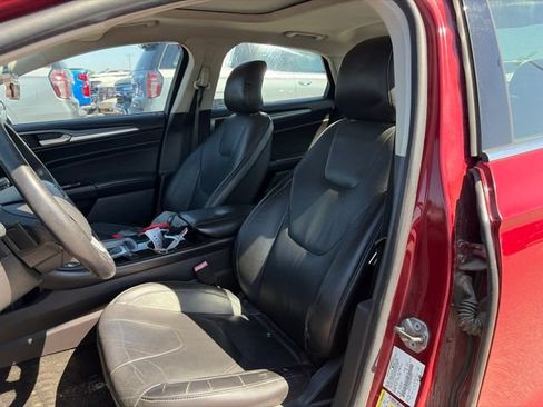 Used 2016 Ford Fusion Titanium FWD image 10