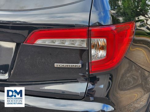 Used 2020 Honda Pilot Touring image 14