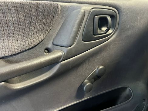 Used 2000 Dodge Dakota 2WD Regular Cab image 12