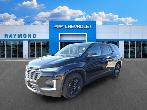 Used 2023 Chevrolet Traverse LT w/ Midnight/Sport Edition AWD/4WD image 6