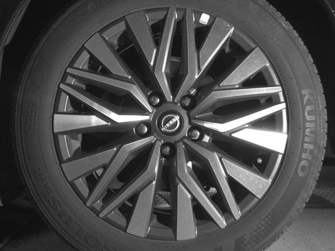 Used 2025 Nissan Altima 2.5 SV image 14