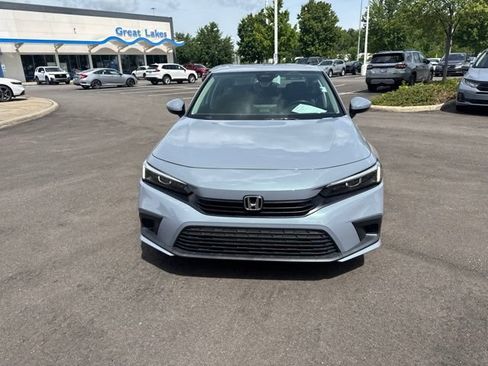 Used 2024 Honda Civic EX image 3