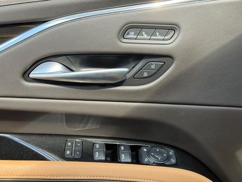 Certified 2023 Cadillac Escalade Premium Luxury w/ Performance Package AWD/4WD image 26