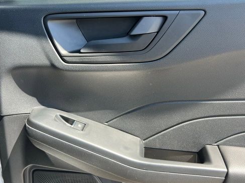 Used 2025 Ford Escape Active w/ Tech Pack #1 AWD/4WD image 18
