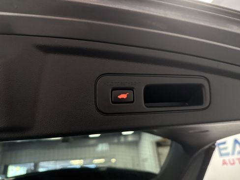 Used 2024 Acura MDX A-Spec image 33