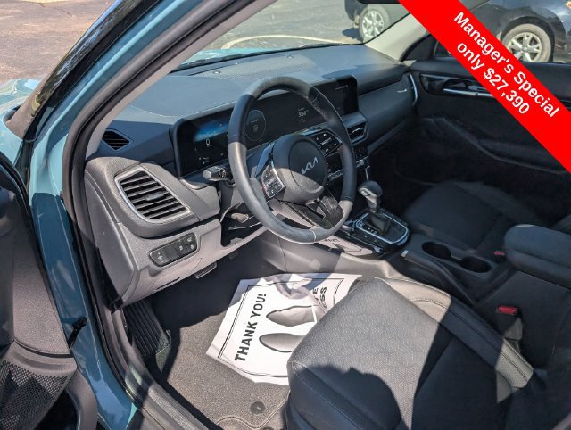 Used 2026 Kia Seltos EX w/ EX Sunroof Package AWD/4WD image 12
