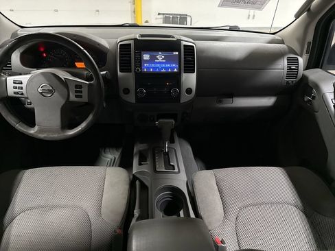 Used 2019 Nissan Frontier SV RWD image 10