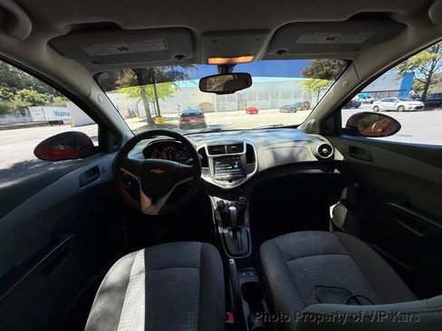 Used 2017 Chevrolet Sonic LS FWD image 17