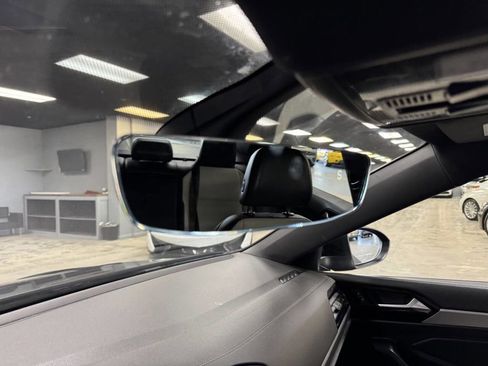 Used 2019 Volkswagen Jetta R-Line w/ R-Line Cold Weather Package image 32