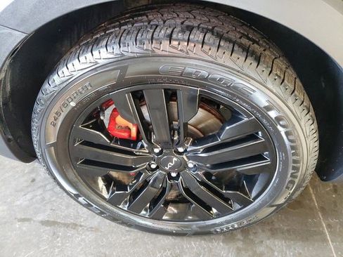 Used 2023 Kia Telluride SX Prestige image 9