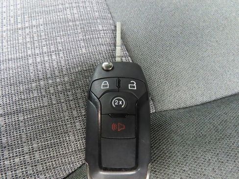 Used 2023 Ford F450 XLT image 49