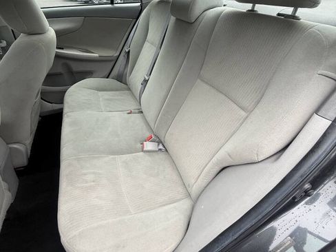 Used 2010 Toyota Corolla LE FWD image 17