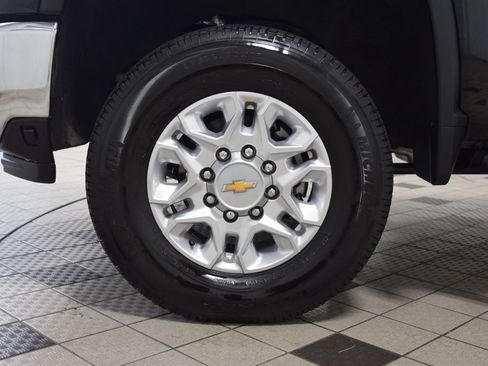 Used 2024 Chevrolet Silverado 2500 LTZ w/ LTZ Convenience Package AWD/4WD image 29