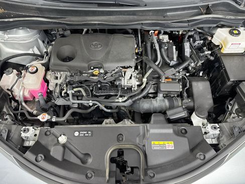 Certified 2021 Toyota Sienna XLE w/ XLE Plus Package FWD image 33
