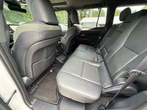 Used 2024 Lexus GX 550 AWD/4WD image 76