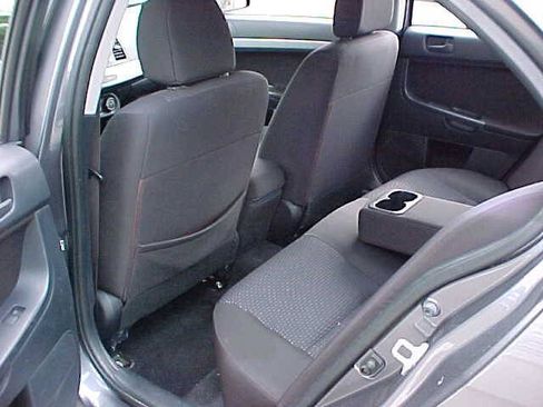 Used 2010 Mitsubishi Lancer ES FWD image 8