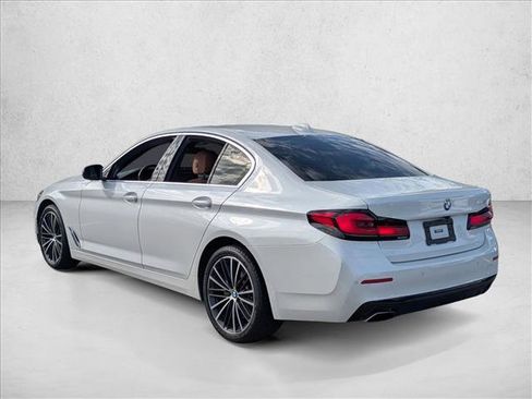 Used 2023 BMW 540i w/ Premium Package image 6