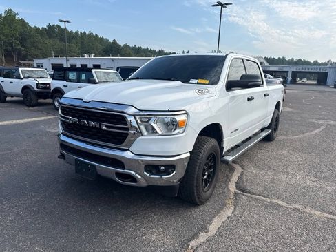 Used 2023 RAM 1500 Big Horn AWD/4WD image 3