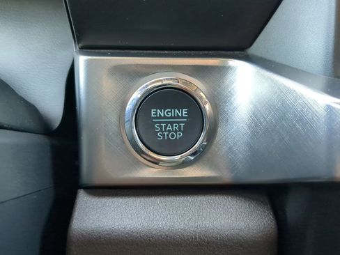 Used 2025 Ford F350 King Ranch w/ Chrome Package image 27